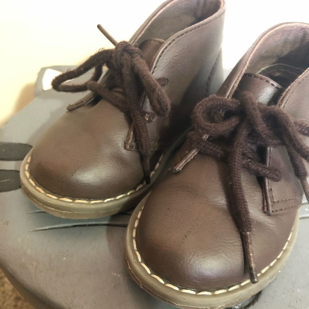 Boots - Picture 3 of 5